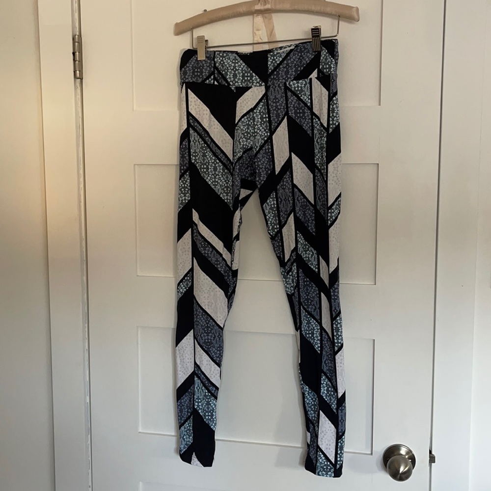 Peony and Me workout leggings